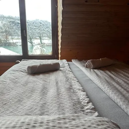 Brvnara Drina Wooden House Drina * Drlace