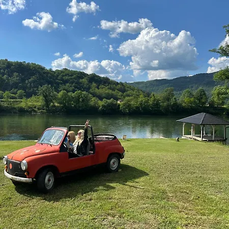 בית נופש Brvnara Drina Wooden House Drina *